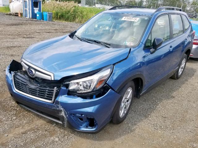 JF2SKACC1KH452768 - 2019 SUBARU FORESTER BLUE photo 2