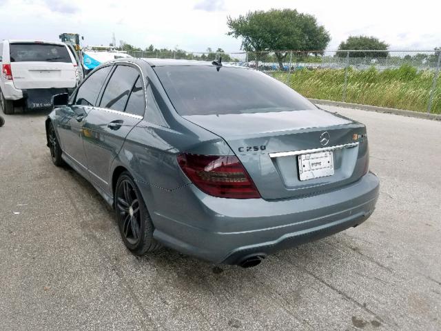 WDDGF4HB4CA677017 - 2012 MERCEDES-BENZ C 250 GREEN photo 3