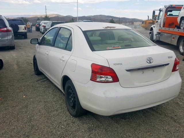 JTDBT4K32A1370778 - 2010 TOYOTA YARIS WHITE photo 3