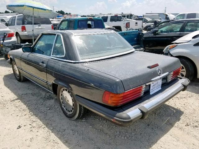 WDBBA48D5JA083004 - 1988 MERCEDES-BENZ 560 SL GRAY photo 3