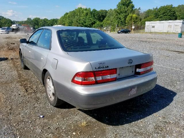 JT8BF28G9Y0259438 - 2000 LEXUS ES 300 SILVER photo 3