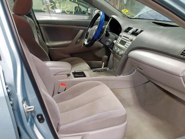 4T4BE46K29R055891 - 2009 TOYOTA CAMRY BASE BLUE photo 5