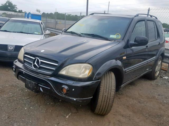 4JGAB74E81A251059 - 2001 MERCEDES-BENZ ML 55 BLACK photo 2