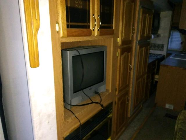 4YDF3292014055962 - 2001 KEYSTONE MONTANA WHITE photo 8