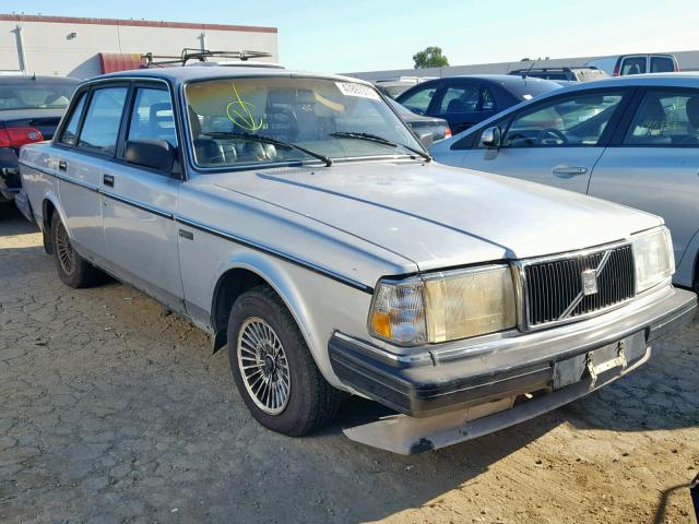 YV1AX8847J1284741 - 1988 VOLVO 244 DL SILVER photo 1