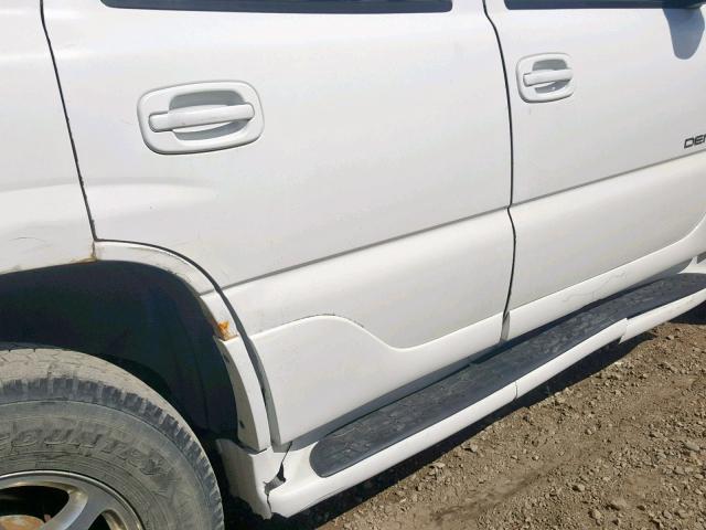 1GKEK63U34J238043 - 2004 GMC YUKON DENA WHITE photo 9