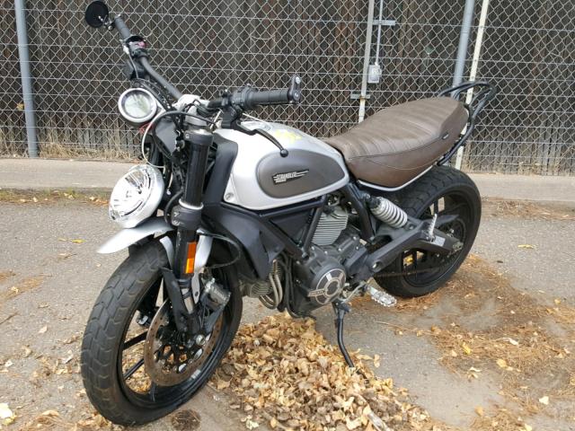 ML015ANM9HT012519 - 2017 DUCATI SCRAMBLER TWO TONE photo 2