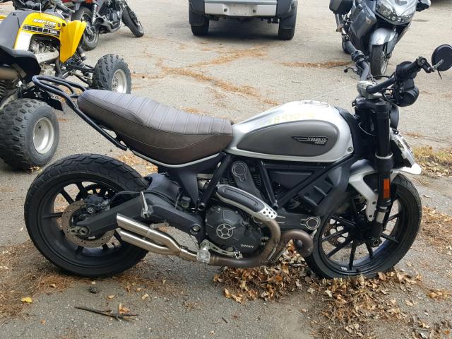 ML015ANM9HT012519 - 2017 DUCATI SCRAMBLER TWO TONE photo 6