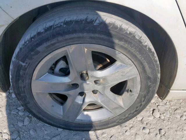 1G1ZC5EU4CF362317 - 2012 CHEVROLET MALIBU 1LT WHITE photo 9