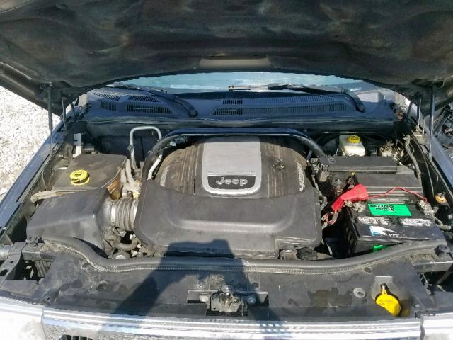 1J8HG58297C648102 - 2007 JEEP COMMANDER ნაცრისფერი ფოტო 7