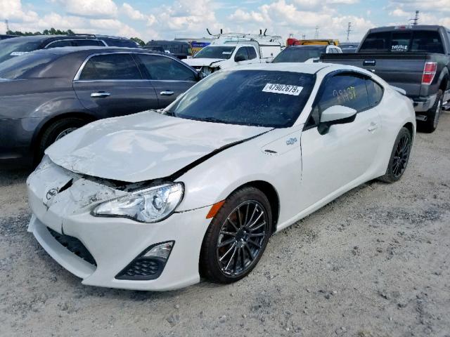 JF1ZNAA15F9707126 - 2015 TOYOTA SCION FR-S WHITE photo 2