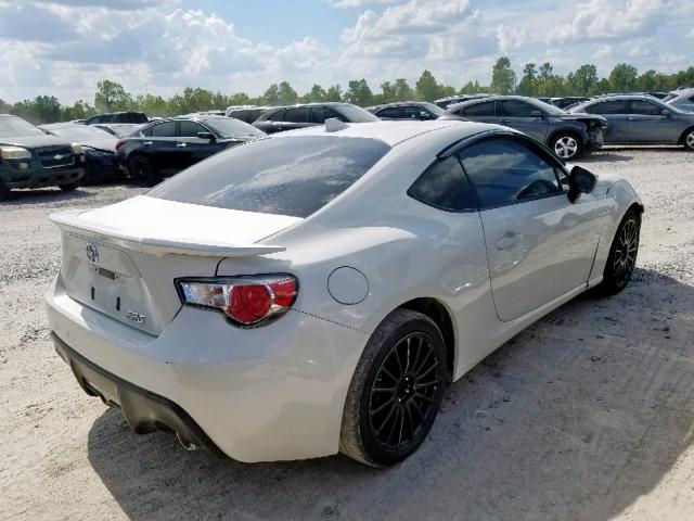 JF1ZNAA15F9707126 - 2015 TOYOTA SCION FR-S WHITE photo 4