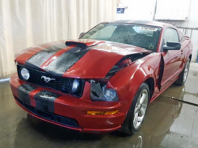 1ZVHT82H085102700 - 2008 FORD MUSTANG GT RED photo 2