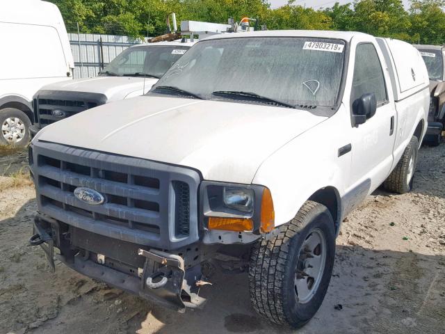 1FTSF30537EB47835 - 2007 FORD F350 SRW S WHITE photo 2