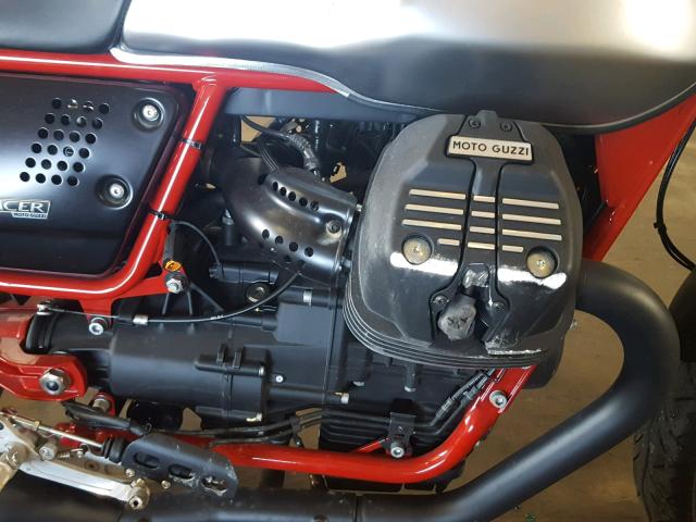 ZGULDUB03HM000047 - 2017 MOTO GUZZI V7 III RAC RED photo 7