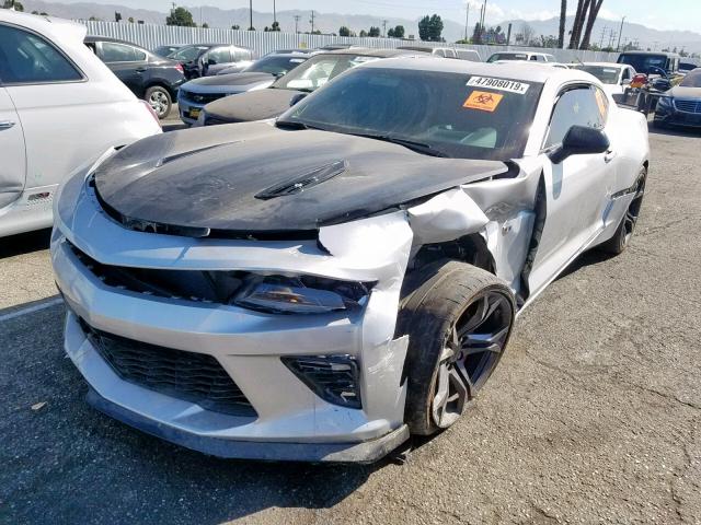 1G1FE1R7XJ0164528 - 2018 CHEVROLET CAMARO SS SILVER photo 2