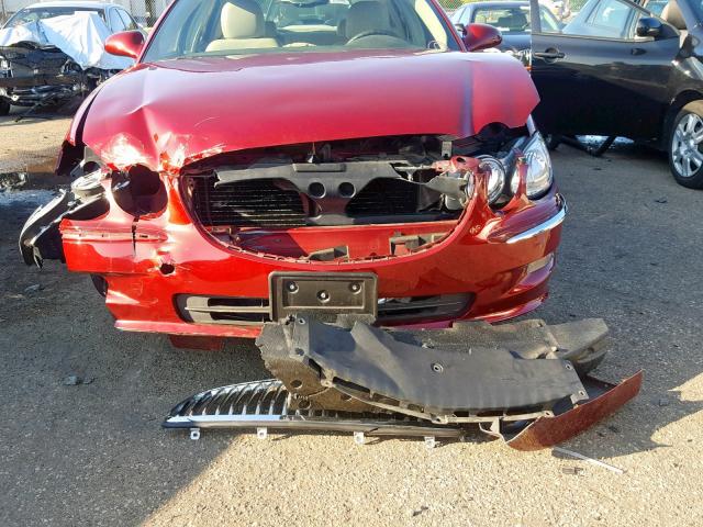 2G4WD582X81135015 - 2008 BUICK LACROSSE C RED photo 9