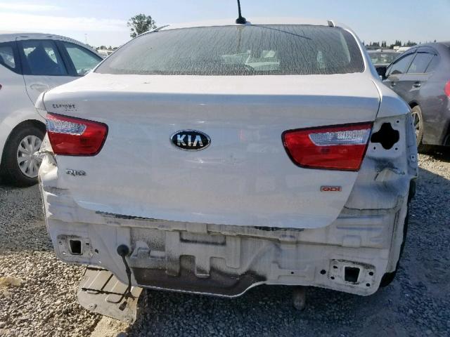 KNADM4A38G6541808 - 2016 KIA RIO LX WHITE photo 9