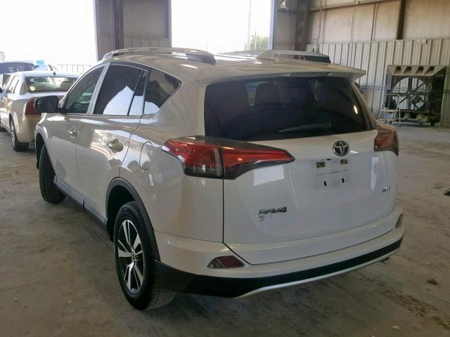 2T3WFREV6GW255033 - 2016 TOYOTA RAV4 XLE WHITE photo 3