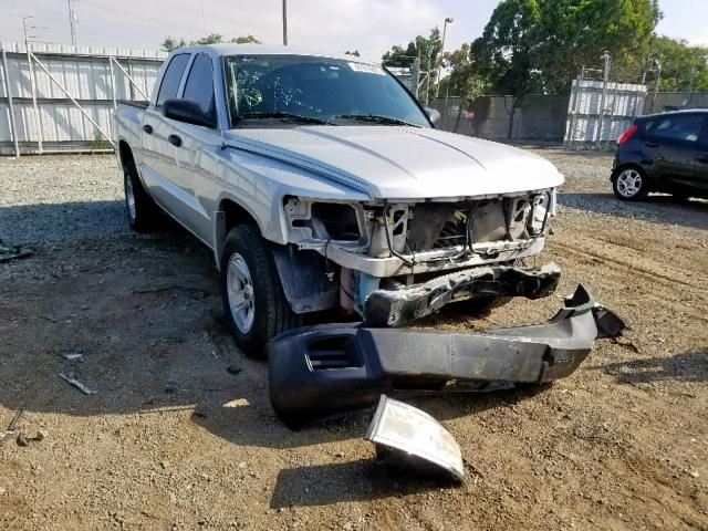 1D7HE38K08S615049 - 2008 DODGE DAKOTA SXT SILVER photo 1