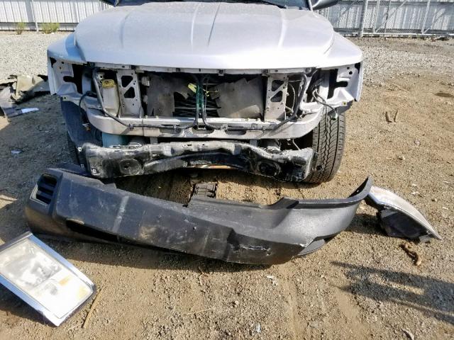 1D7HE38K08S615049 - 2008 DODGE DAKOTA SXT SILVER photo 9