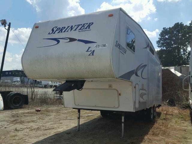 4YDF267205A219005 - 2005 KEYSTONE TRAILER WHITE photo 3