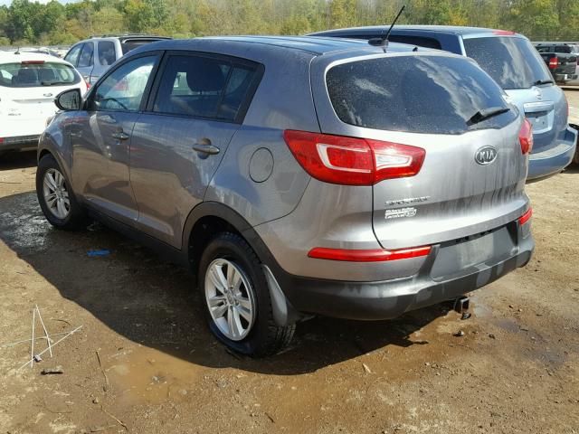 KNDPB3A20B7078945 - 2011 KIA SPORTAGE L GRAY photo 3