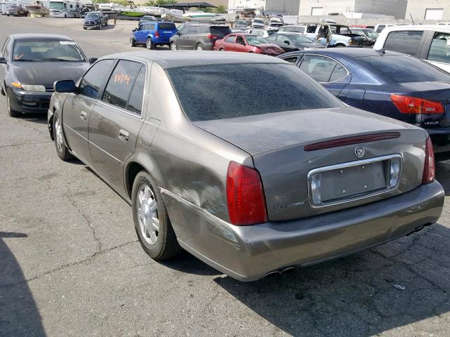 1G6KD54Y73U243993 - 2003 CADILLAC DEVILLE BROWN photo 3