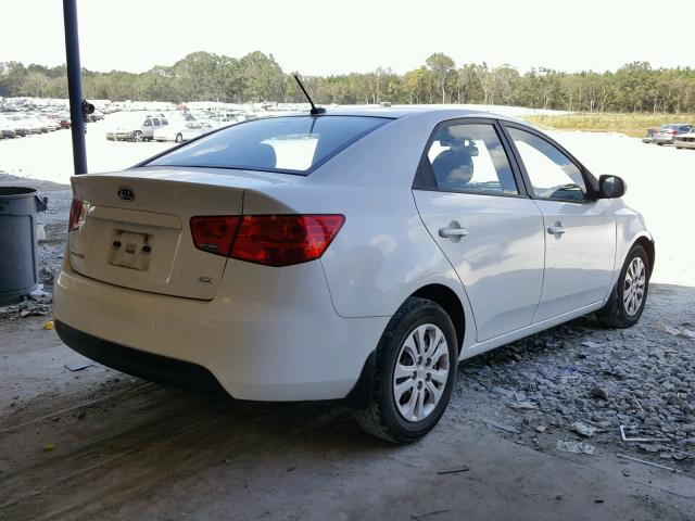 KNAFU4A26C5529088 - 2012 KIA FORTE EX WHITE photo 4