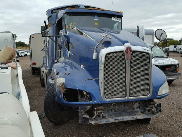 1XKAD48X0DJ330209 - 2013 KENWORTH CONSTRUCTI BLUE photo 1