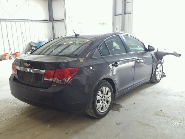 1G1PA5SHXE7271117 - 2014 CHEVROLET CRUZE LS GRAY photo 4