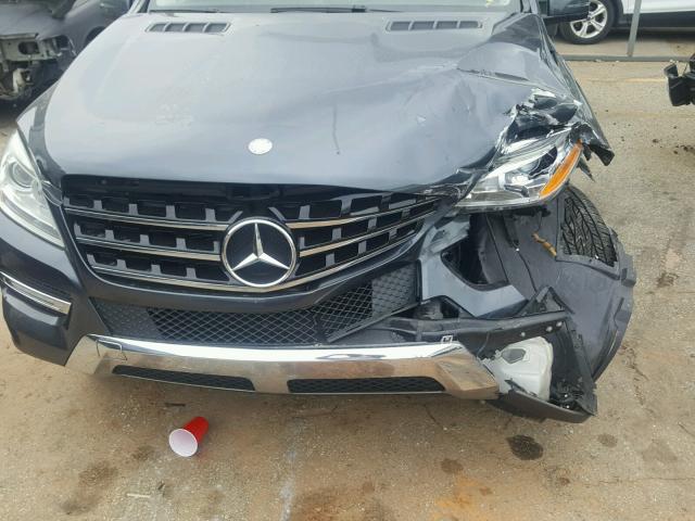 4JGDA5HB2CA024747 - 2012 MERCEDES-BENZ ML 350 4MA GRAY photo 7