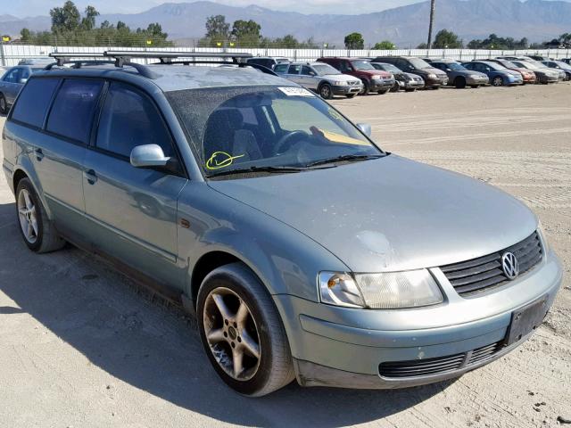 WVWNA63B0XE010060 - 1999 VOLKSWAGEN PASSAT GLS GREEN photo 1