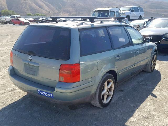 WVWNA63B0XE010060 - 1999 VOLKSWAGEN PASSAT GLS GREEN photo 4