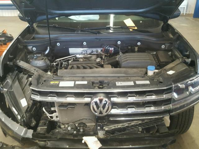 1V2LR2CA4JC544731 - 2018 VOLKSWAGEN ATLAS SE GRAY photo 7