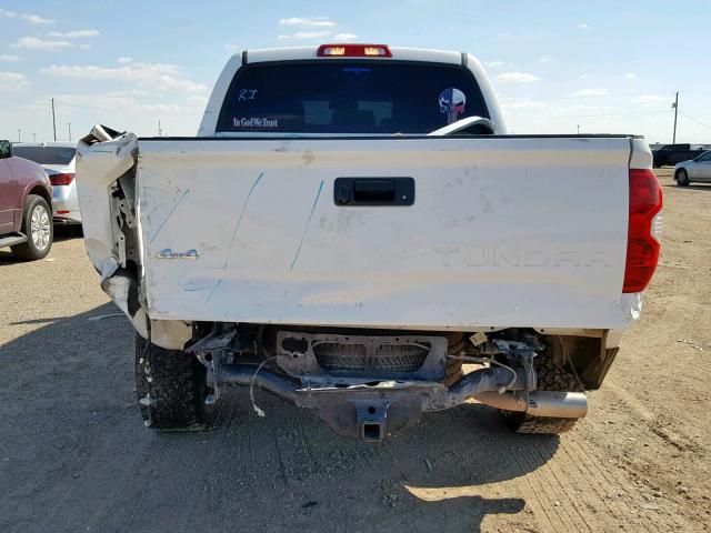 5TFDW5F10EX407537 - 2014 TOYOTA TUNDRA CRE WHITE photo 9