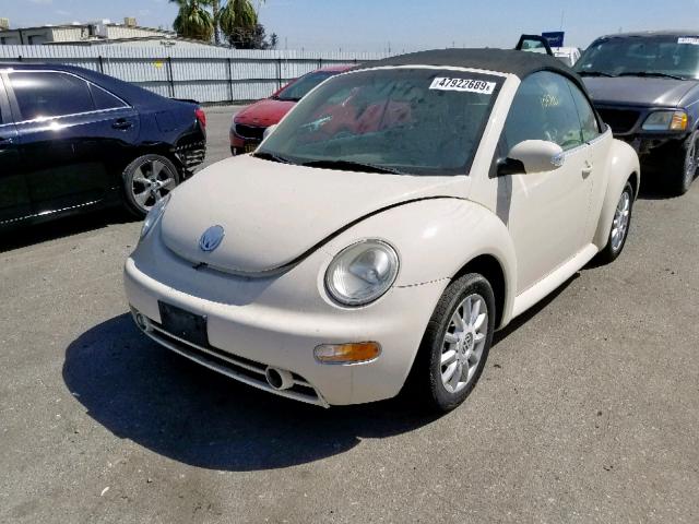 3VWCM31Y65M306354 - 2005 VOLKSWAGEN NEW BEETLE Qəhvəyi foto 2