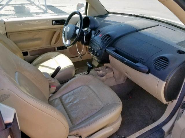 3VWCM31Y65M306354 - 2005 VOLKSWAGEN NEW BEETLE Qəhvəyi foto 5