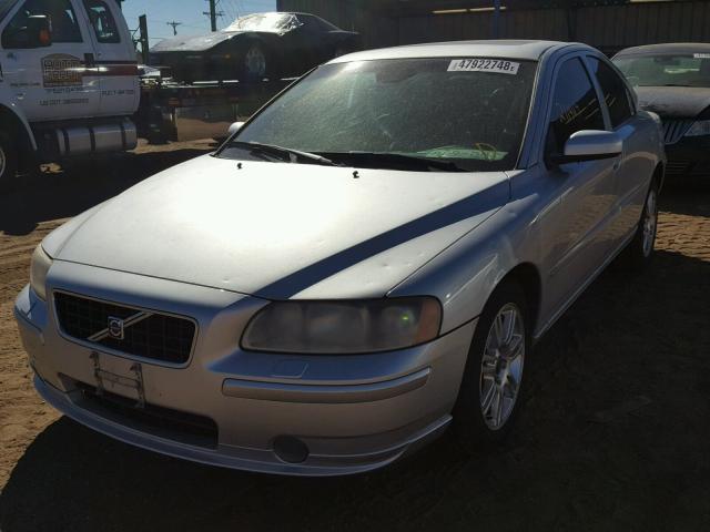 YV1RH592162531880 - 2006 VOLVO S60 2.5T SILVER photo 2