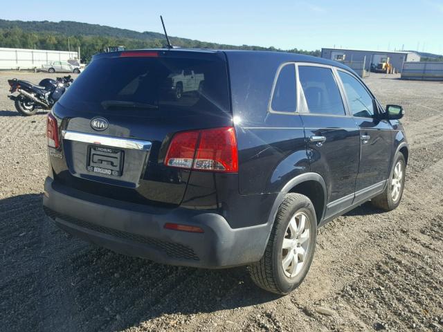 5XYKT3A1XBG098833 - 2011 KIA SORENTO BA BLACK photo 4