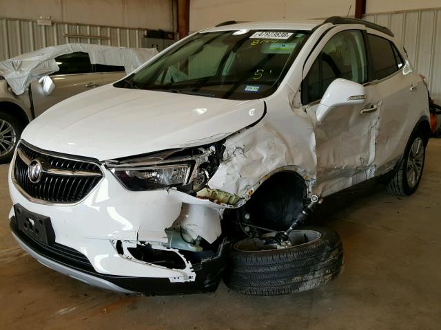 KL4CJASB8HB118144 - 2017 BUICK ENCORE PRE WHITE photo 2