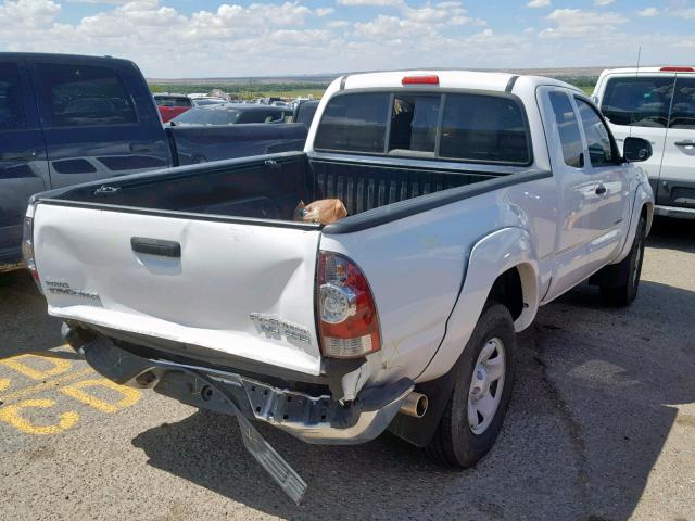 5TFTU4GN3DX049393 - 2013 TOYOTA TACOMA PRE WHITE photo 4