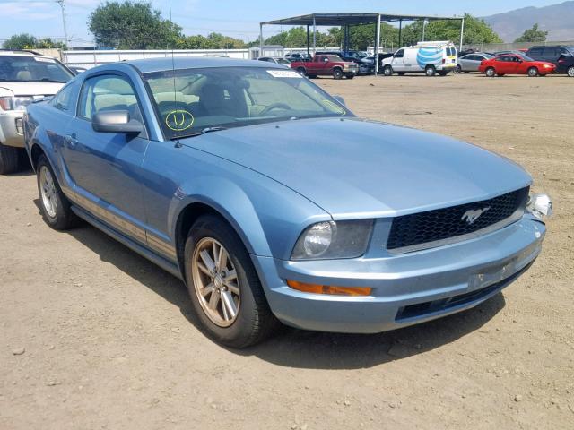 1ZVFT80N575301370 - 2007 FORD MUSTANG BLUE photo 1