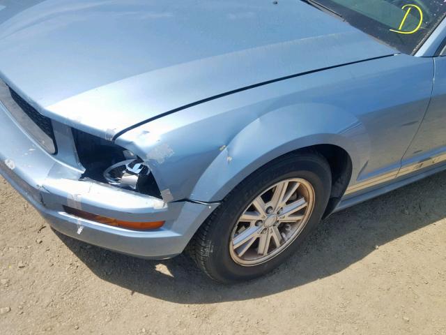 1ZVFT80N575301370 - 2007 FORD MUSTANG BLUE photo 9