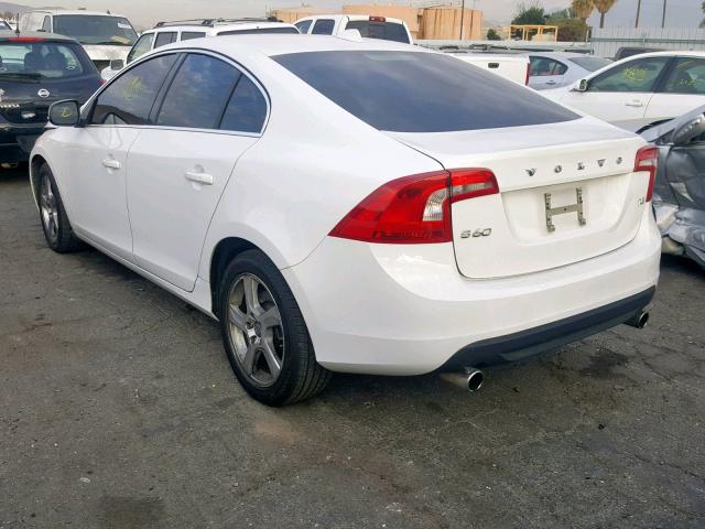 YV1612FS2D2180985 - 2013 VOLVO S60 T5 WHITE photo 3