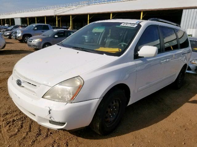 KNDMG4C35A6341466 - 2010 KIA SEDONA LX WHITE photo 2