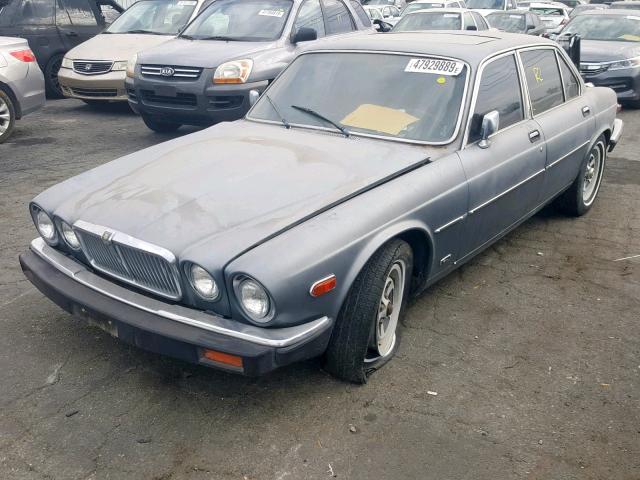 SAJAV1344GC446866 - 1986 JAGUAR XJ6 GRAY photo 2