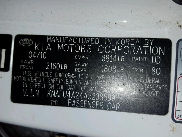 KNAFU4A24A5238599 - 2010 KIA FORTE EX WHITE photo 10