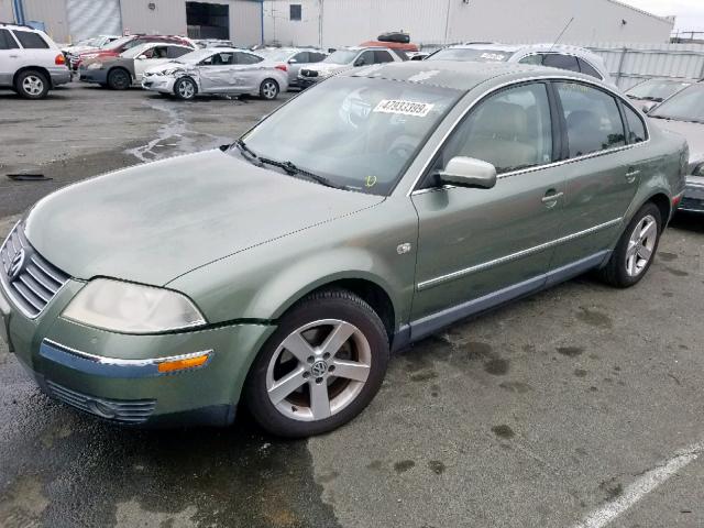 WVWRH63B54P107350 - 2004 VOLKSWAGEN PASSAT GLX GREEN photo 2