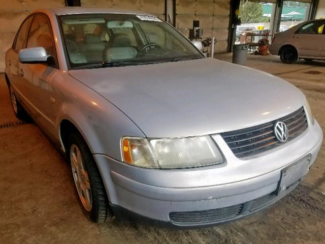 WVWBH63B21P010247 - 2001 VOLKSWAGEN PASSAT GLX SILVER photo 1